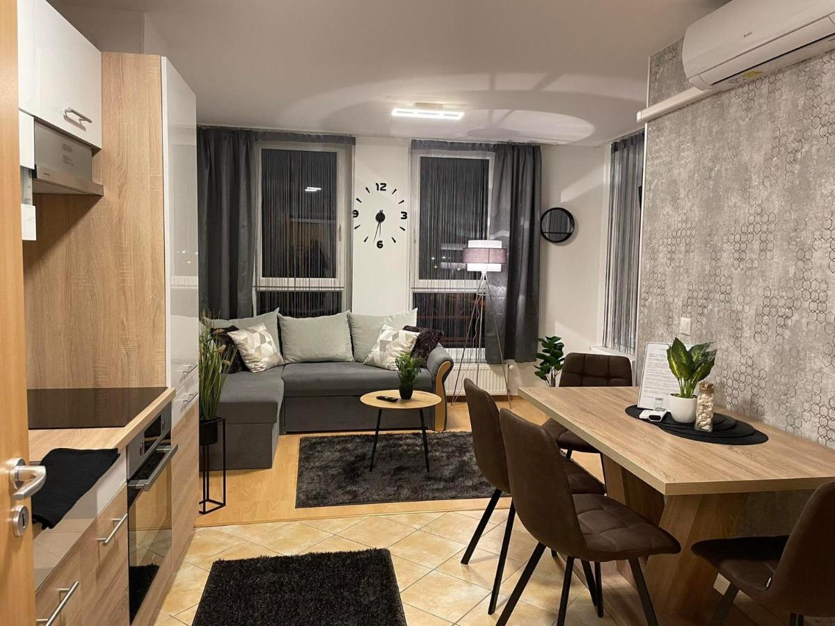 Apartment Europa 20 *